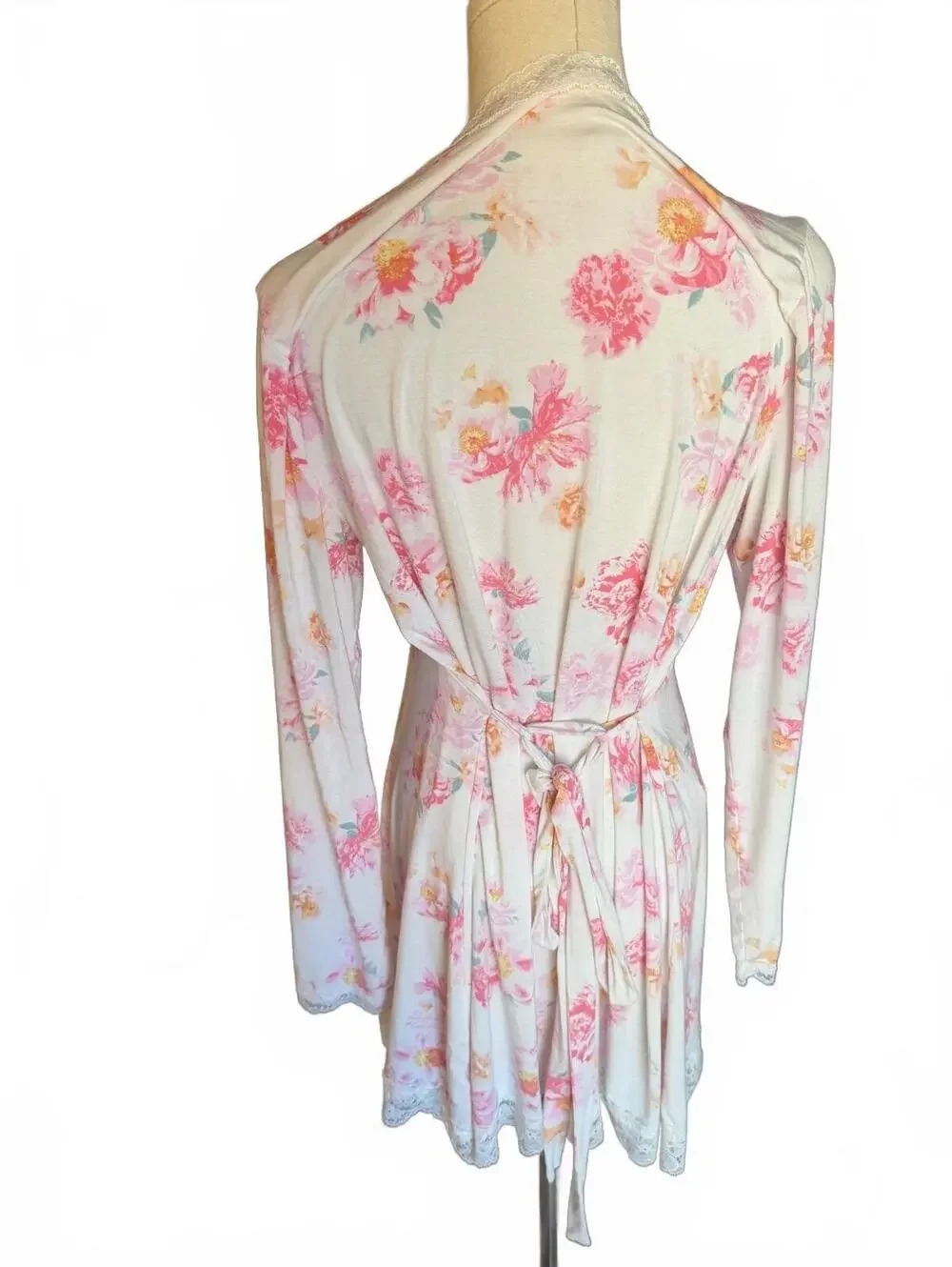 Victoria's Secret Floral Lace Trim Robe in Soft Cream Pink